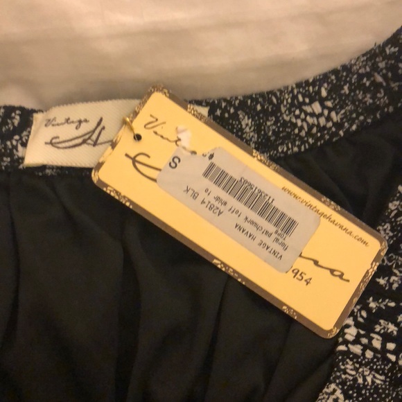 Vintage Havana off the shoulder top - Picture 3 of 8